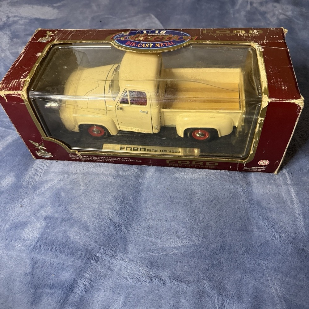 ROAD LEGENDS 1953 FORD F100 PICK UP SCALE BEIGE 1:18 NEW